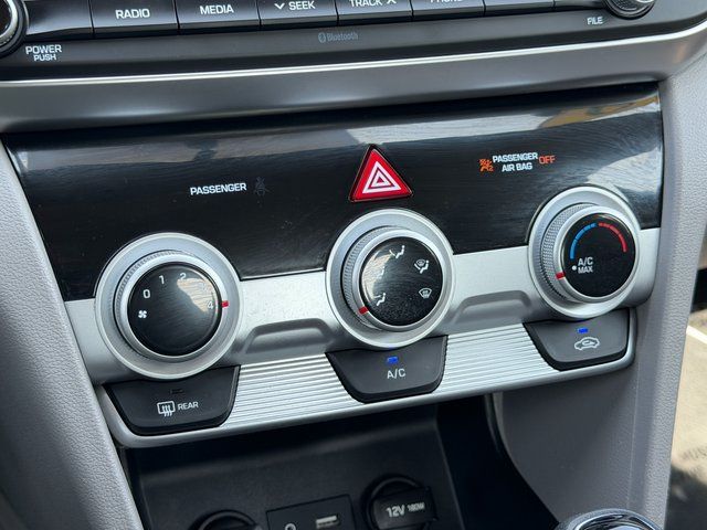 Used 2019 Machine Gray Hyundai  image 26