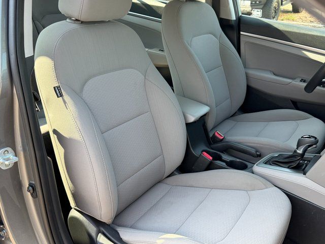 Used 2019 Machine Gray Hyundai  image 34