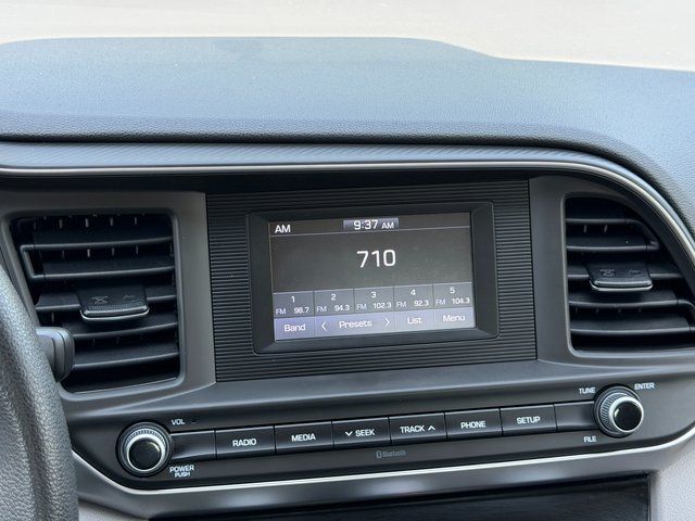 Used 2019 Machine Gray Hyundai  image 5