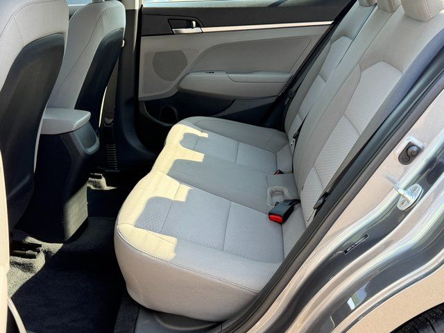 Used 2019 Machine Gray Hyundai  image 7