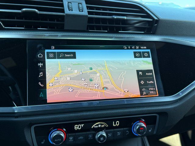 Used 2020 Mythos Black Metallic Audi  image 5