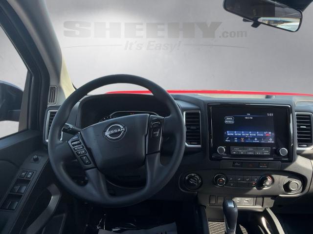 Used 2023 Red Alert Nissan  image 3
