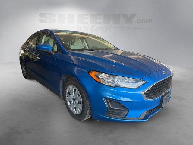 Used 2020 Velocity Blue Metallic Ford  image 2