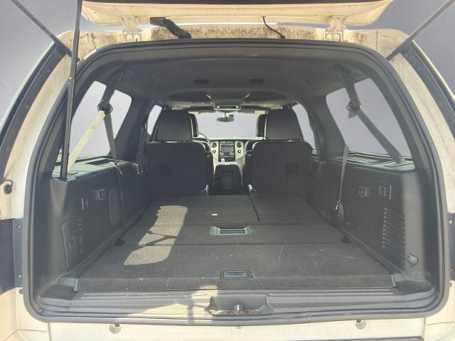 Used 2013 White Platinum Clearcoat Metallic Ford  image 28