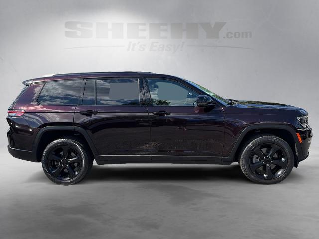 Used 2023 Ember Pearlcoat Jeep  image 10
