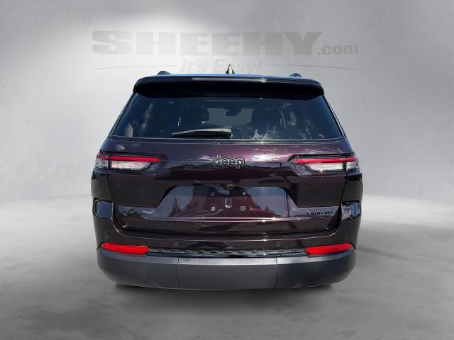 Used 2023 Ember Pearlcoat Jeep  image 14