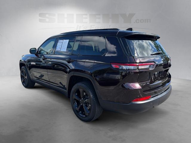 Used 2023 Ember Pearlcoat Jeep  image 15
