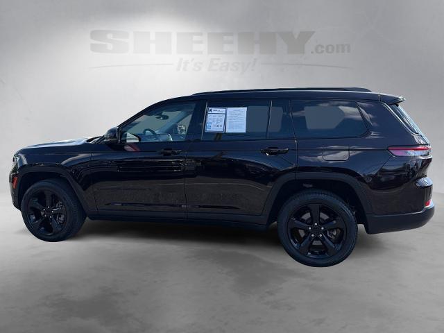 Used 2023 Ember Pearlcoat Jeep  image 16