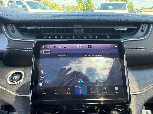 Used 2023 Ember Pearlcoat Jeep  image 5