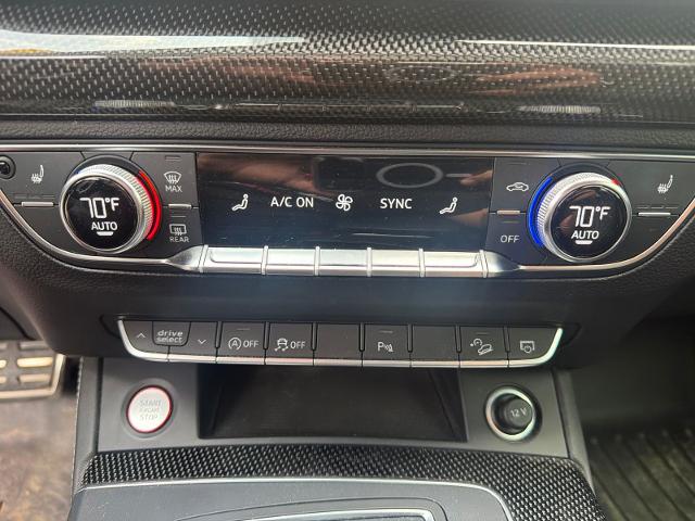 Used 2018 Navarra Blue Metallic Audi  image 21