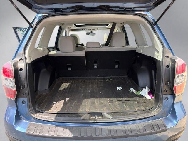 Used 2015 Quartz Blue Pearl Subaru  image 11