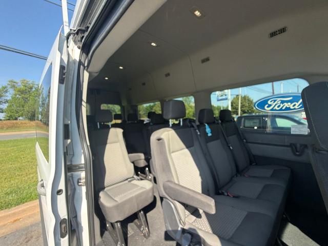 Used 2024 Oxford White Ford  image 25