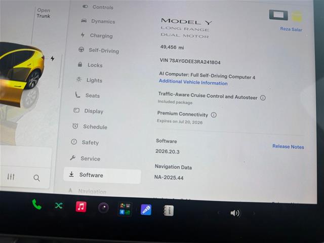 Used 2024  Tesla  image 16
