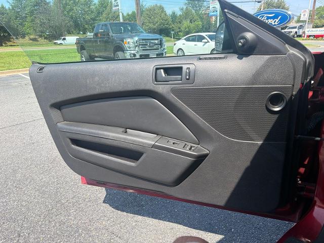 Used 2014 Ruby Red Metallic Tinted Clearcoat Ford  image 21