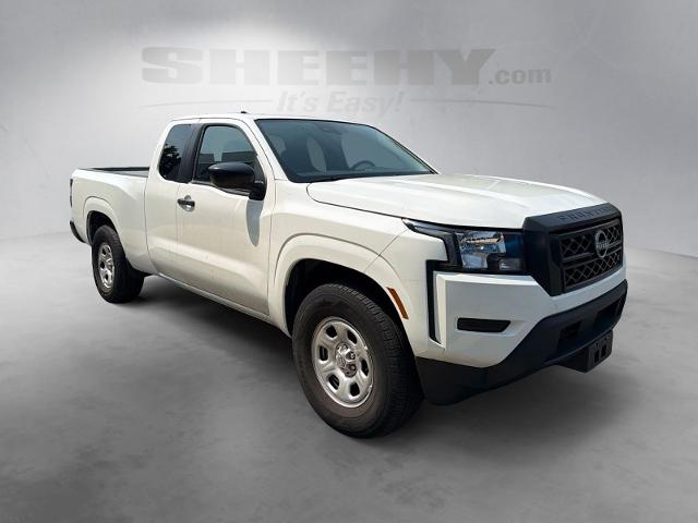 Used 2024 Glacier White Nissan  image 2