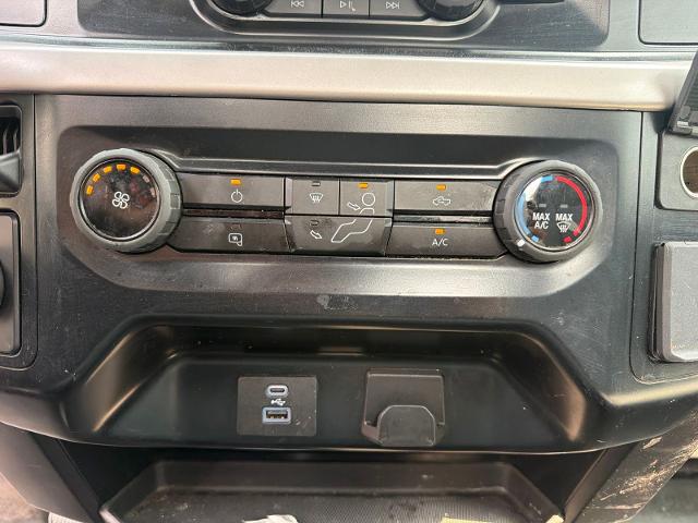 Used 2023 Oxford White Ford  image 20
