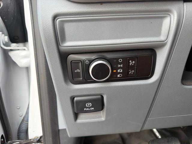 Used 2023 Oxford White Ford  image 22