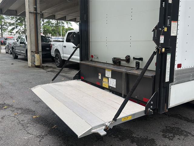Used 2019 Oxford White Ford  image 2
