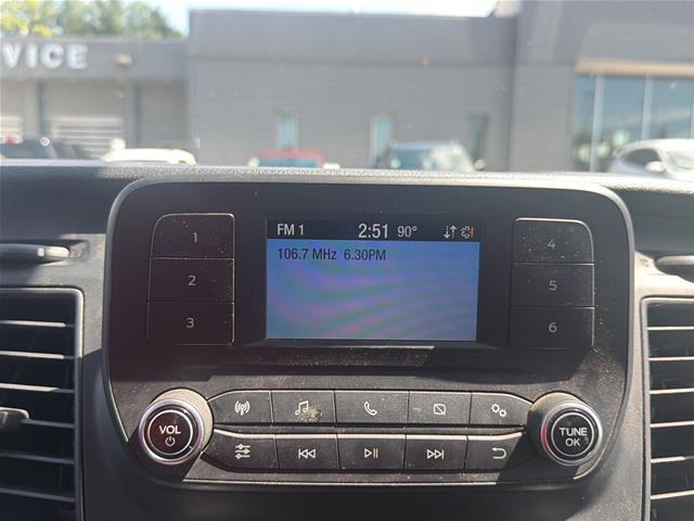 Used 2023  Ford  image 5