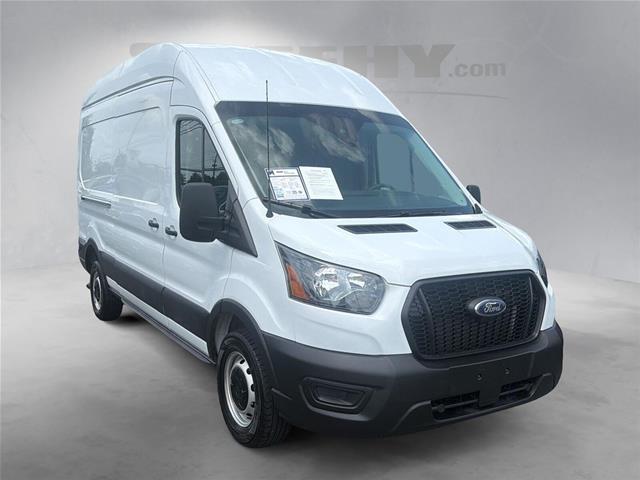 Used 2025 Oxford White Ford  image 2