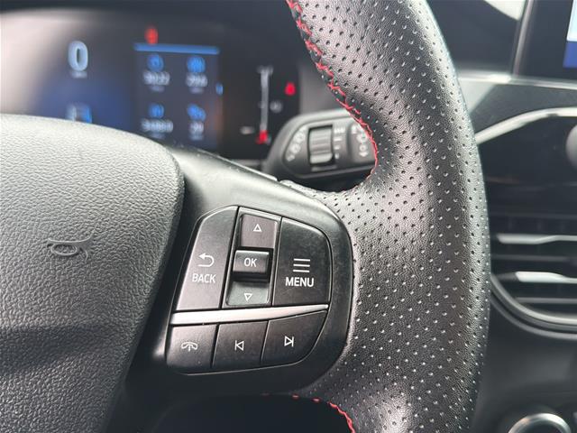 Used 2025  Ford  image 19