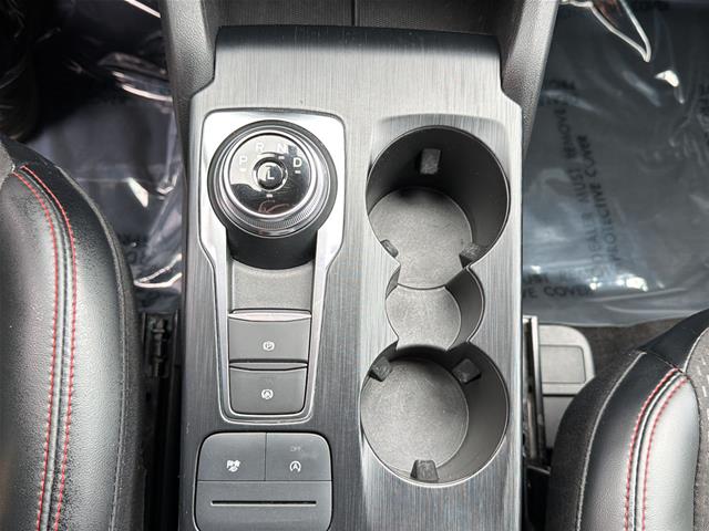 Used 2025  Ford  image 20