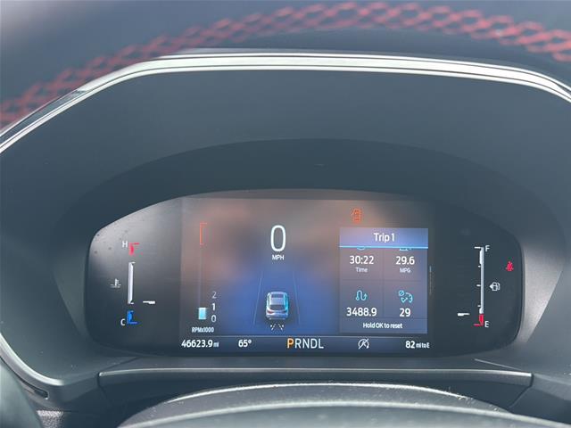Used 2025  Ford  image 6