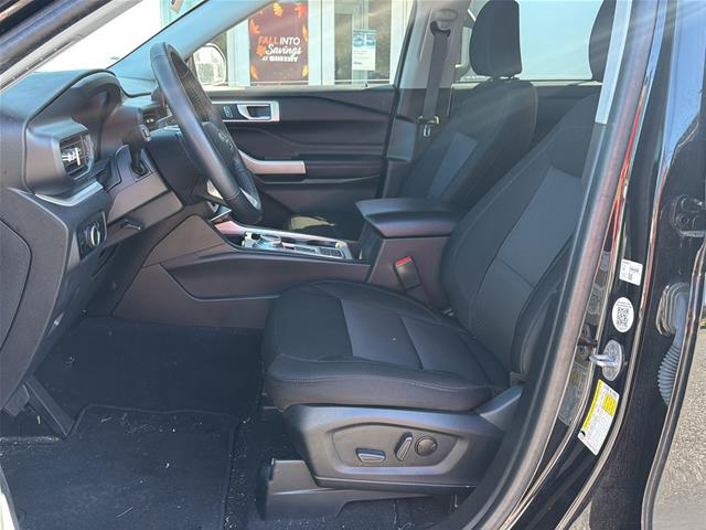 Used 2023 Agate Black Metallic Ford  image 8