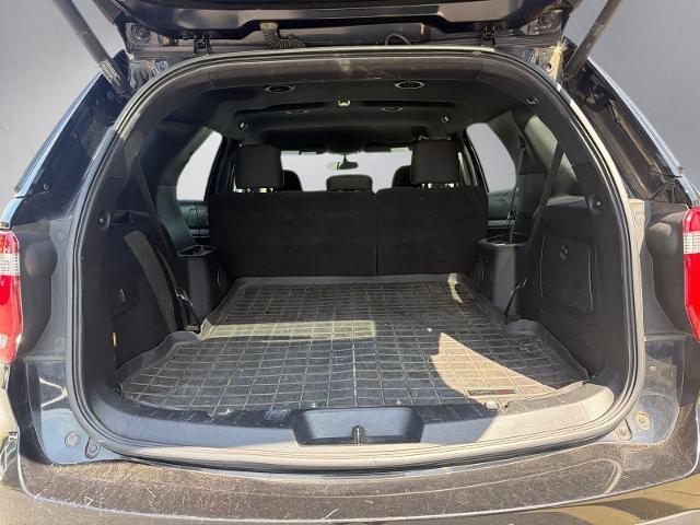 Used 2017 Shadow Black Ford  image 24