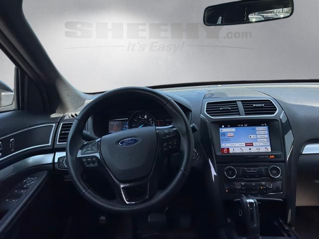 Used 2017 Shadow Black Ford  image 3