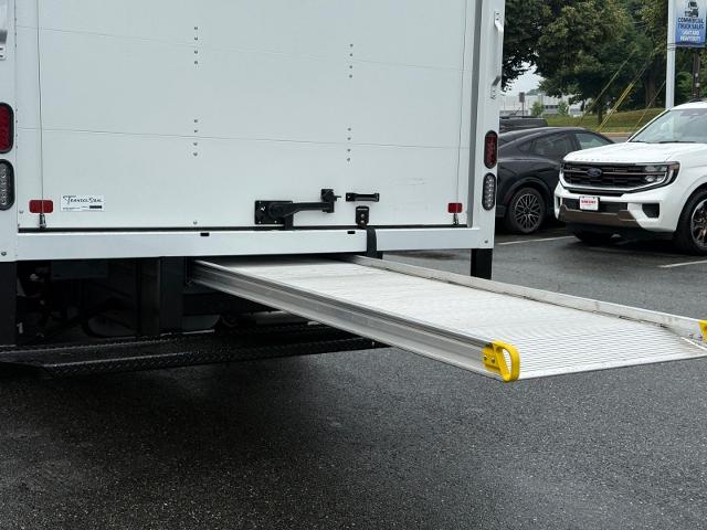 New 2027 Oxford White Ford DRW image 31