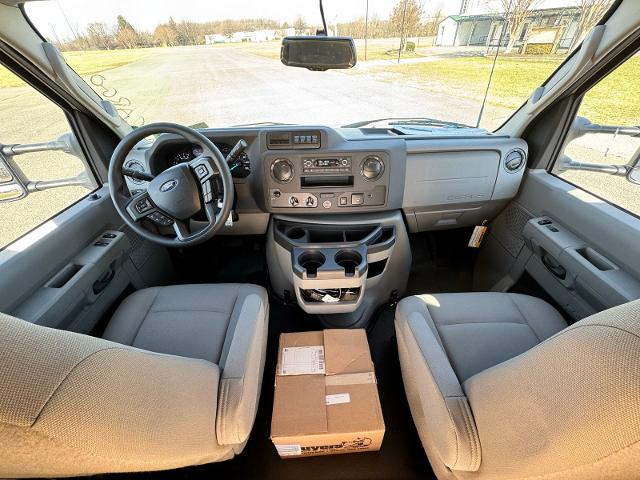 2025 Ford E-Series Cutaway Base - Photo 22