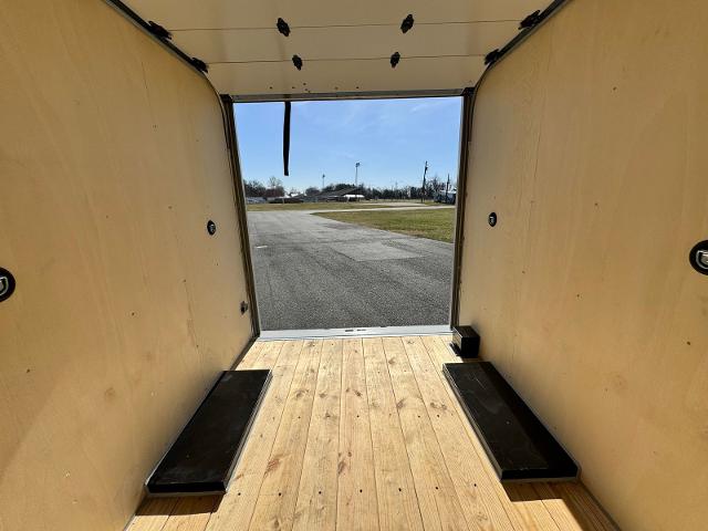 2025 Ford E-Series Cutaway Base - Photo 23