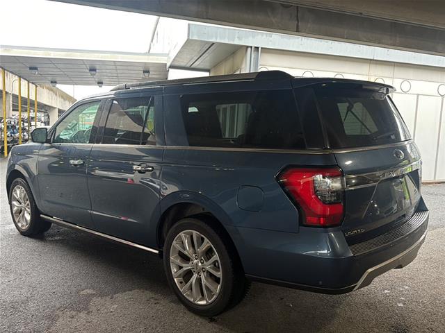 Used 2019 Blue Metallic Ford  image 5
