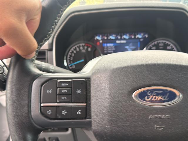 Certified Used 2023 Oxford White Ford  image 16