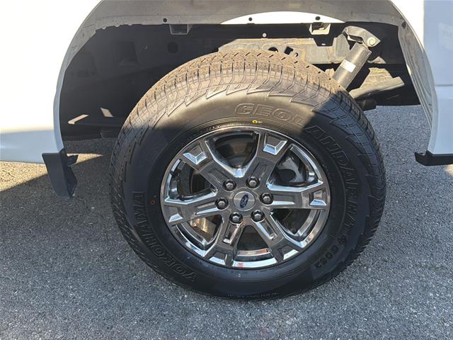 Certified Used 2023 Oxford White Ford  image 23
