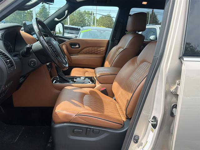 Used 2022 Champagne Quartz INFINITI  image 15