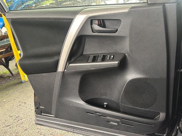 Used 2018 Black Toyota  image 15