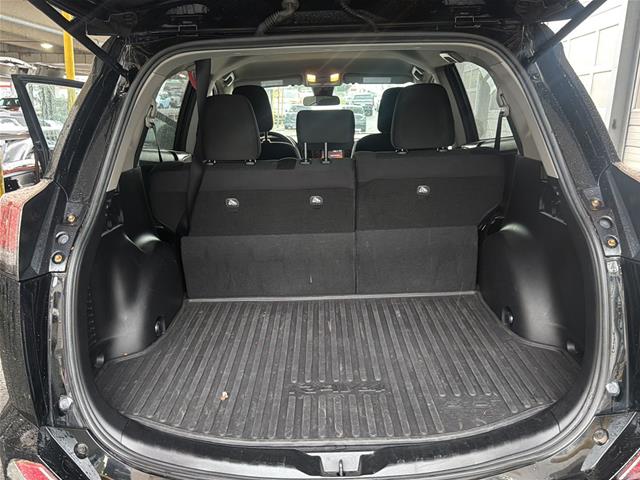 Used 2018 Black Toyota  image 18