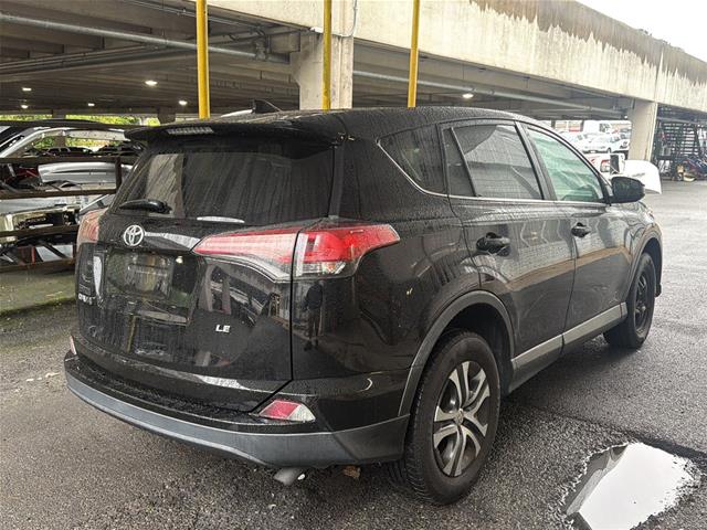 Used 2018 Black Toyota  image 2
