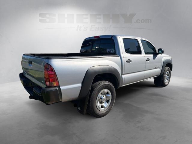 Used 2014 Silver Sky Metallic Toyota  image 12