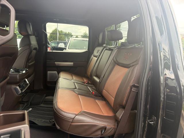 Used 2023 Black Metallic Ford  image 7