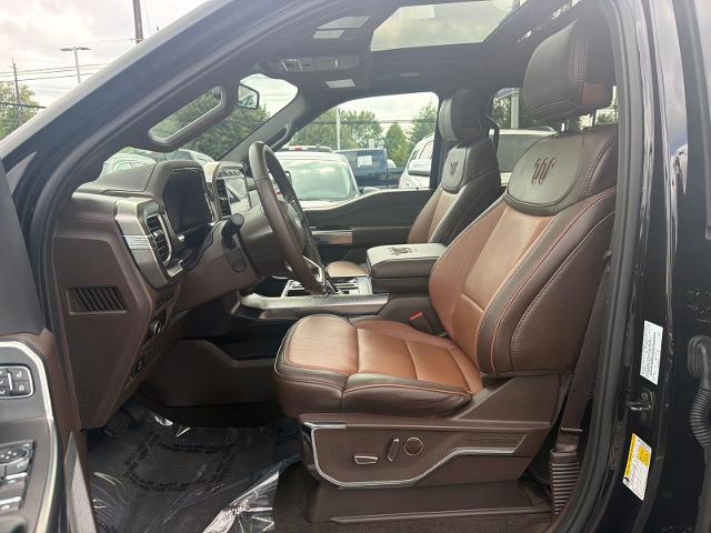 Used 2023 Black Metallic Ford  image 9