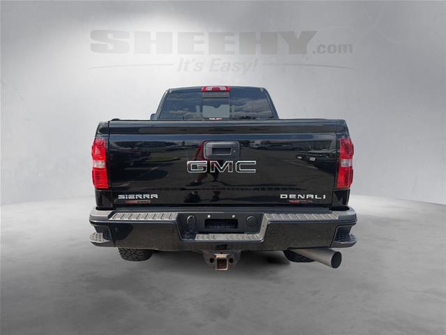 Used 2016 Onyx Black GMC  image 12