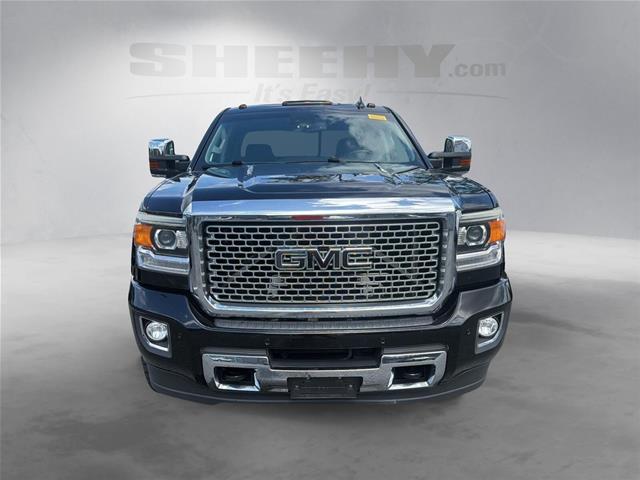Used 2016 Onyx Black GMC  image 15