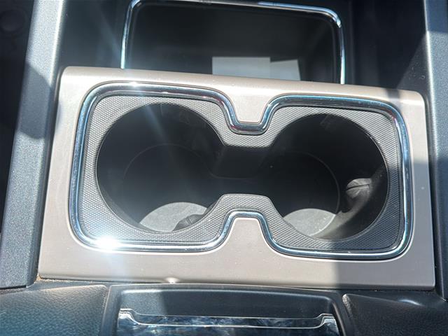 Used 2016 Onyx Black GMC  image 18