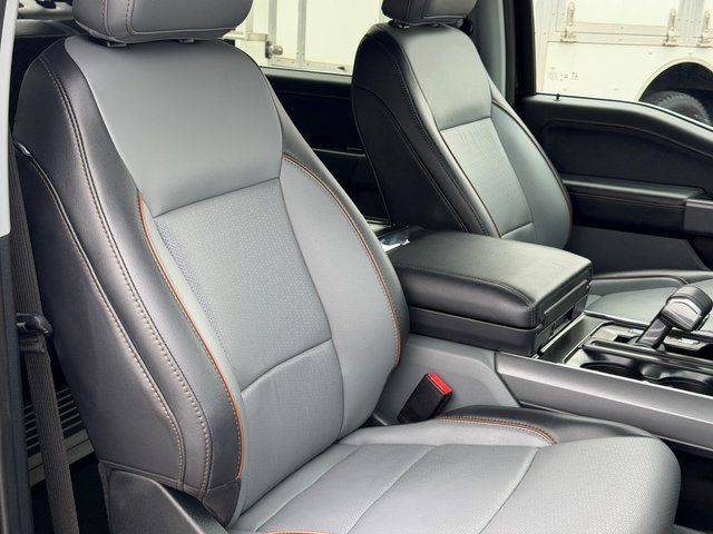 Certified Used 2025 Agate Black Metallic Ford  image 38
