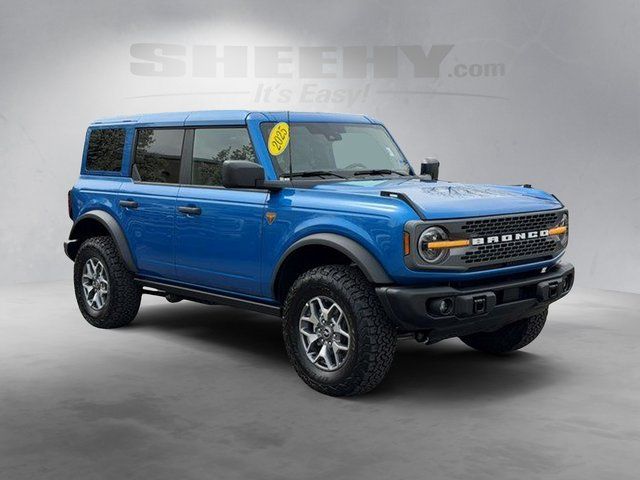 Used 2025 Velocity Blue Metallic Ford  image 2