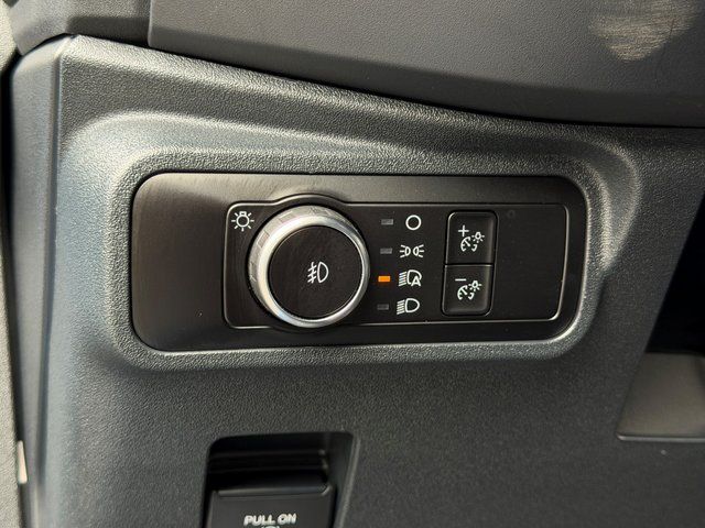 Used 2025 Velocity Blue Metallic Ford  image 28