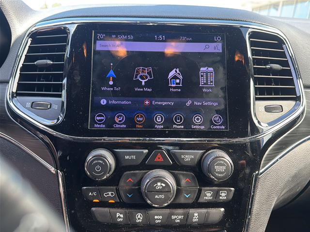 Used 2020 Granite Crystal Clearcoat Metallic Jeep  image 18